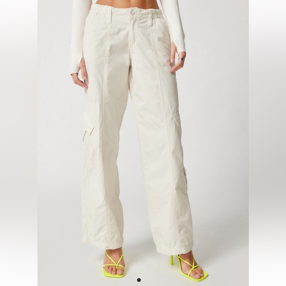 BDG Y2K Low-Rise Cargo Pant - Picture 1 of 9